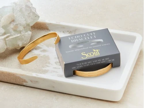 bracelet-manchette-grave-echo-sound-wave