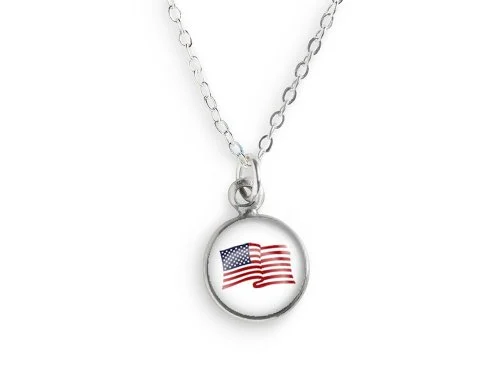 collier-drapeau-americain-fabrique-aux-etats-unis