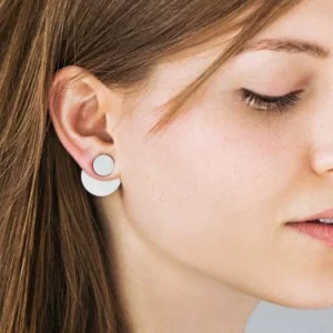 Les boucles d'oreilles convertibles Trifecta