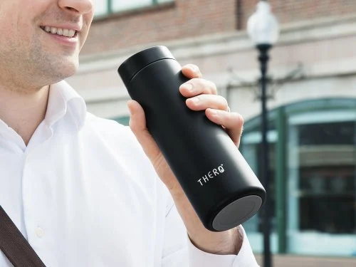 tasse-de-voyage-a-temperature-controlee